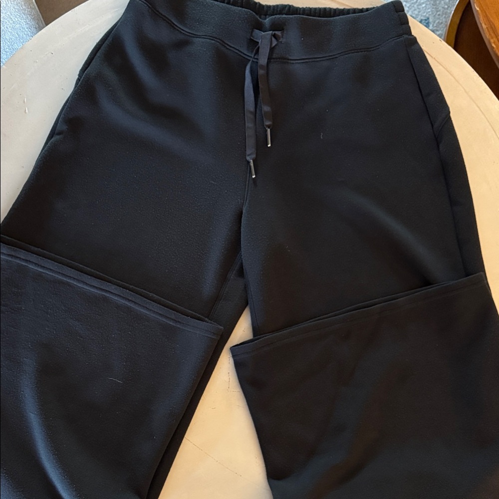 SPANX womens’s Black cropped yoga pants